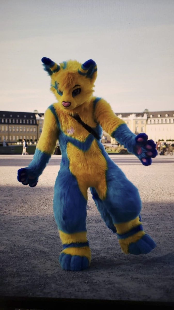 Hover Lover (@speakerhover) on Twitter photo <a href="/VazliAfalon/">Fruity bird-fox 🍉</a> Maker <a href="/Fullmoonspecial/">✨Full Moon Special✨</a> 
Photo: <a href="/DASPRiD/">Ben Scholzen 'DASPRiD'</a> 
Thank you for the chance :). x.com/messages/media… <a href="/VazliAfalon/">Fruity bird-fox 🍉</a> Maker <a href="/Fullmoonspecial/">✨Full Moon Special✨</a> 
Photo: <a href="/DASPRiD/">Ben Scholzen 'DASPRiD'</a> 
Thank you for the chance :). x.com/messages/media…