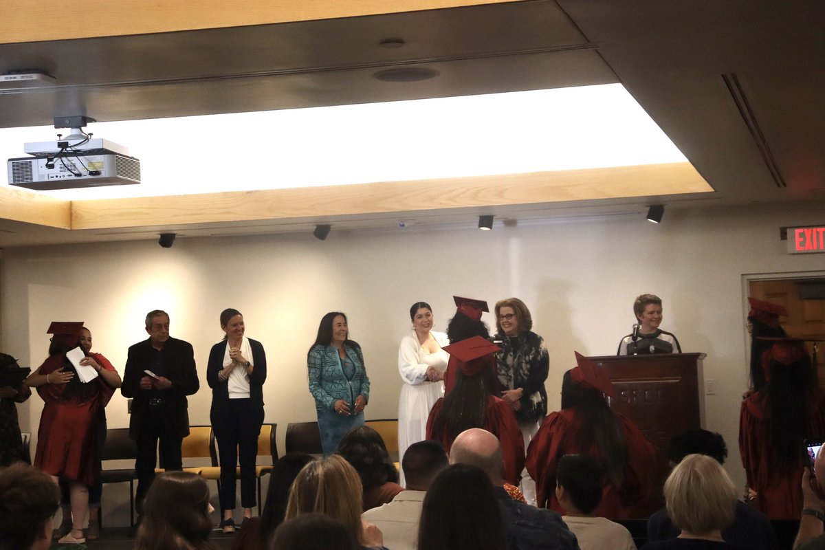 🎉 🎓 Exciting day at <a href="/SFCCNM/">SFCC</a> as Secretary Rodriguez celebrated students graduating from the adult education program with their high school equivalency credentials! Congratulations to all these graduates as they begin their next adventures!