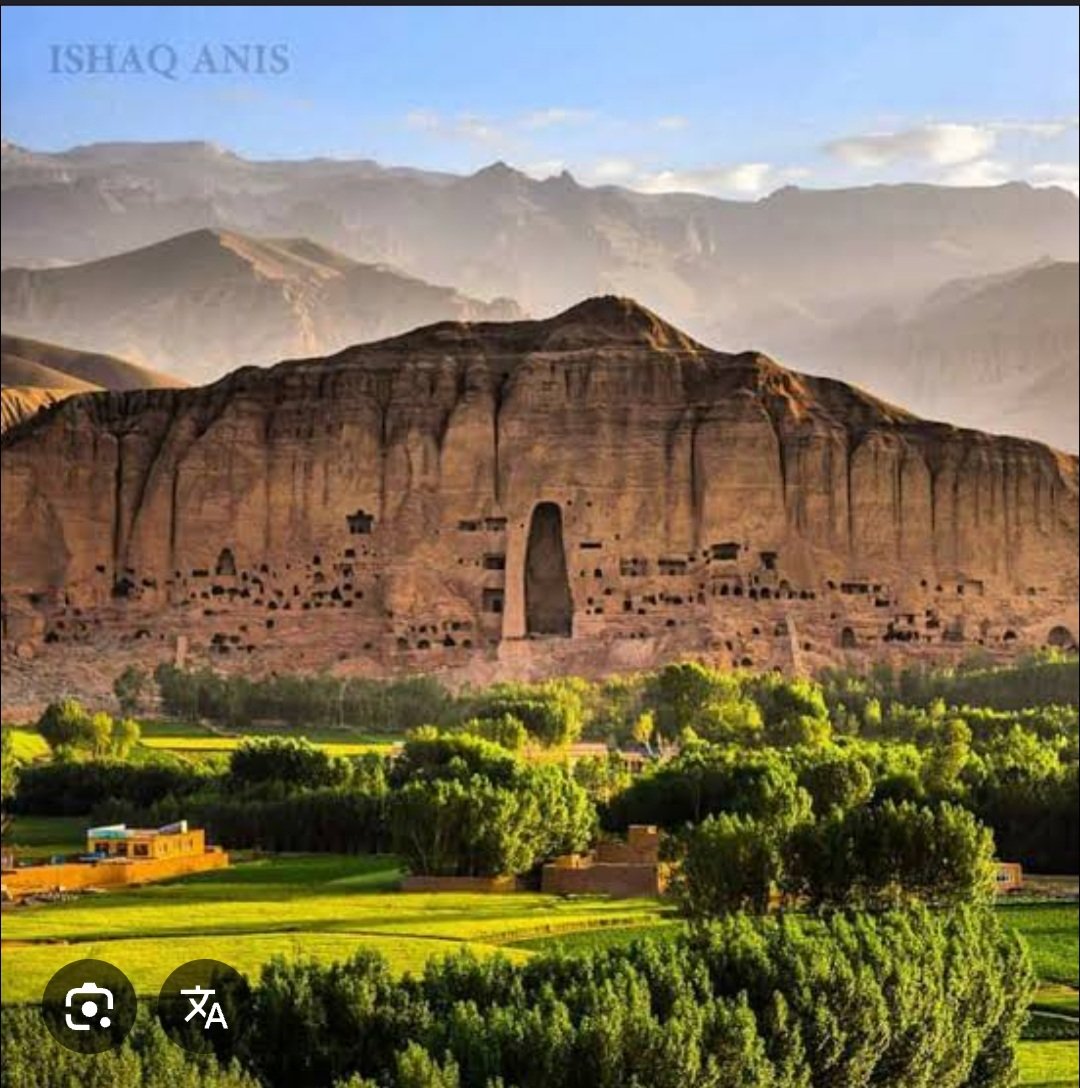 Oqaabhazarstan3's tweet photo. بامیان بام جهان قلب تپنده هزارستان زیبا 
#StopHazaraGenocide https://t.co/SMsURwCfH7