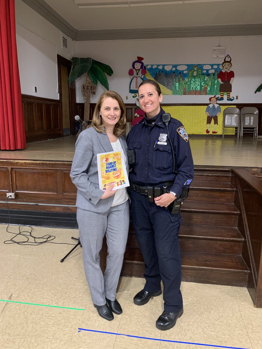 PS94 David D Porter (@ps94davidporter) on Twitter photo Thank you to PO Mallman from <a href="/NYPD111Pct/">NYPD 111th Precinct</a> spoke to students about standing up against bullying and stranger danger #Communitycollaberation #Partnership <a href="/94QDavidDPorter/">Laura Avakians</a> <a href="/MrsQuartarone/">Danielle Quartarone</a> <a href="/PTAofPS94Q/">PTA of PS94Q</a> <a href="/D26Team/">District 26</a> Thank you to PO Mallman from <a href="/NYPD111Pct/">NYPD 111th Precinct</a> spoke to students about standing up against bullying and stranger danger #Communitycollaberation #Partnership <a href="/94QDavidDPorter/">Laura Avakians</a> <a href="/MrsQuartarone/">Danielle Quartarone</a> <a href="/PTAofPS94Q/">PTA of PS94Q</a> <a href="/D26Team/">District 26</a>