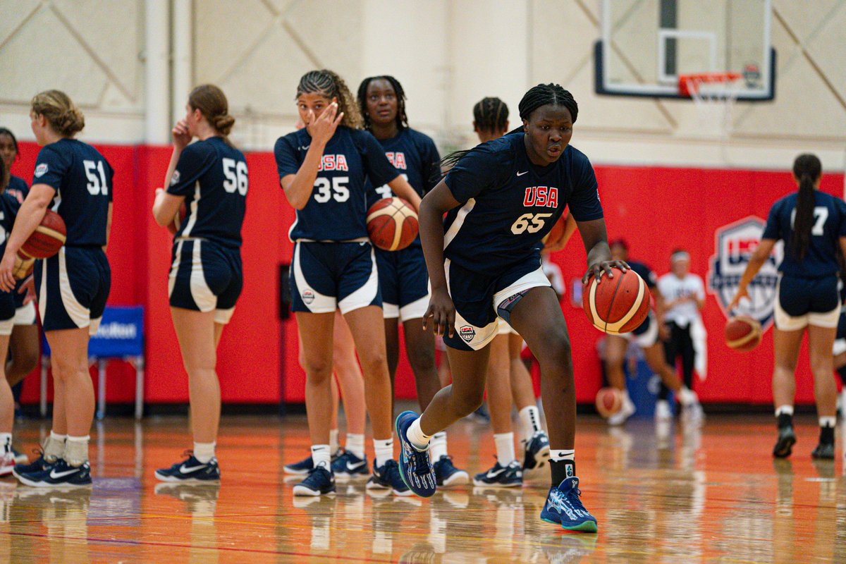 usabjnt's tweet photo. A USA Basketball summer begins 😈

📍 🇺🇸 #USABWU16 tria https://t.co/k8KrdmOmOu