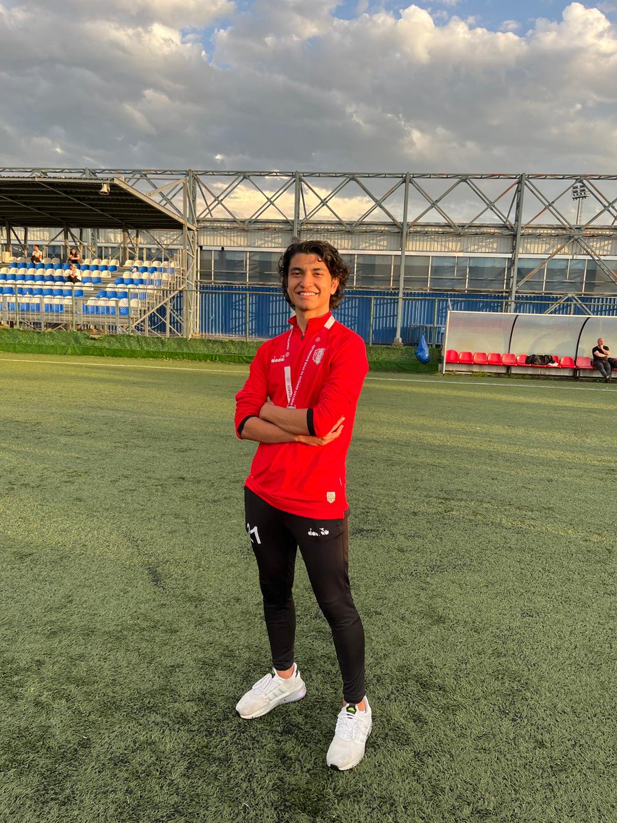 Her dalda zirveye oynamak..