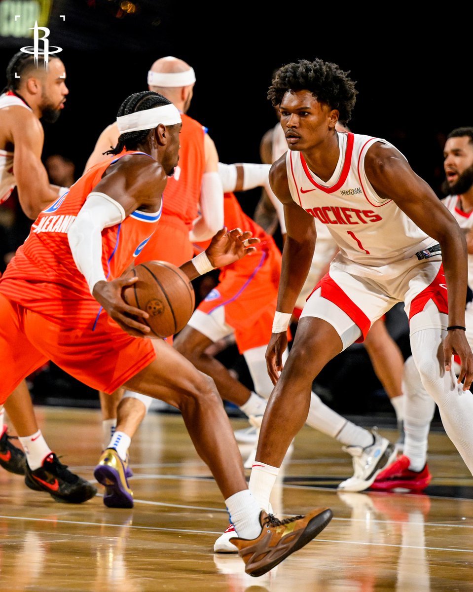 HoustonRockets's tweet photo. Amen Thompson is the 9th player in NBA history to make an All-Defensive First Team in either their first or second season!

He is also the 7th player 22 or younger for the majority of a season to be named All-Defensive First Team 👏 https://t.co/e7IERU5eOI