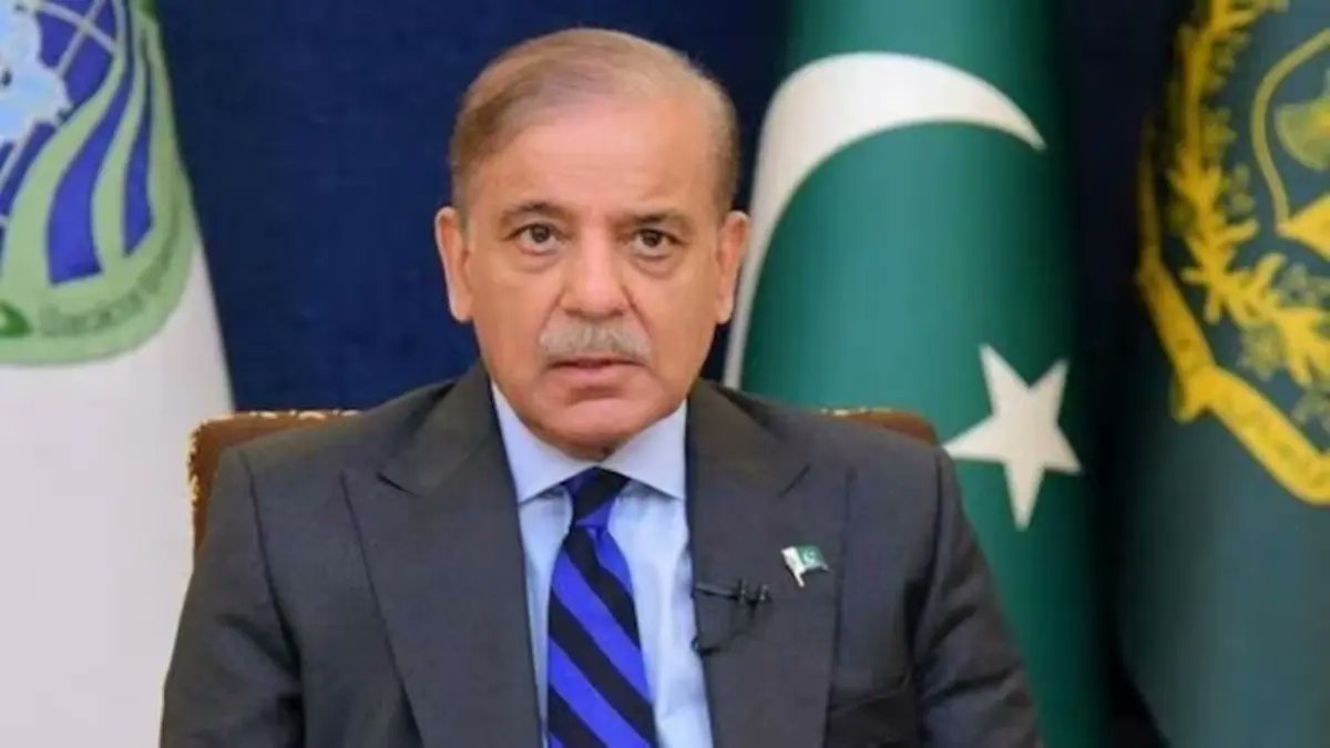 SHOCKING 🚨 Pakistan rejected Indigo Delhi Srinagar flight's request to use Pakistan airspace to avoid turbulence. 

True Face of Pakistan. Wokes demanding water supply to Pakistan must read this.

Due to the denial of permission, the aircraft maintained its original flight path