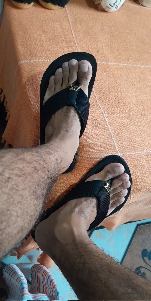 menor_oliveer's tweet image. Quem aí curte um pezão ? 🦶🏼🔥