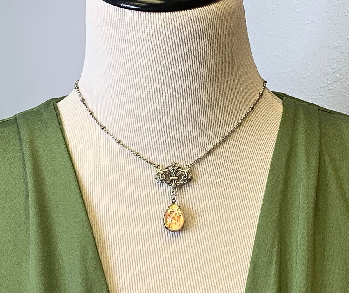 GNStrumberger's tweet image. I have many one-of-a-kind necklaces crafted from vintage components that have become popular with Ren Faire, Fantasy, and Cosplay fans.