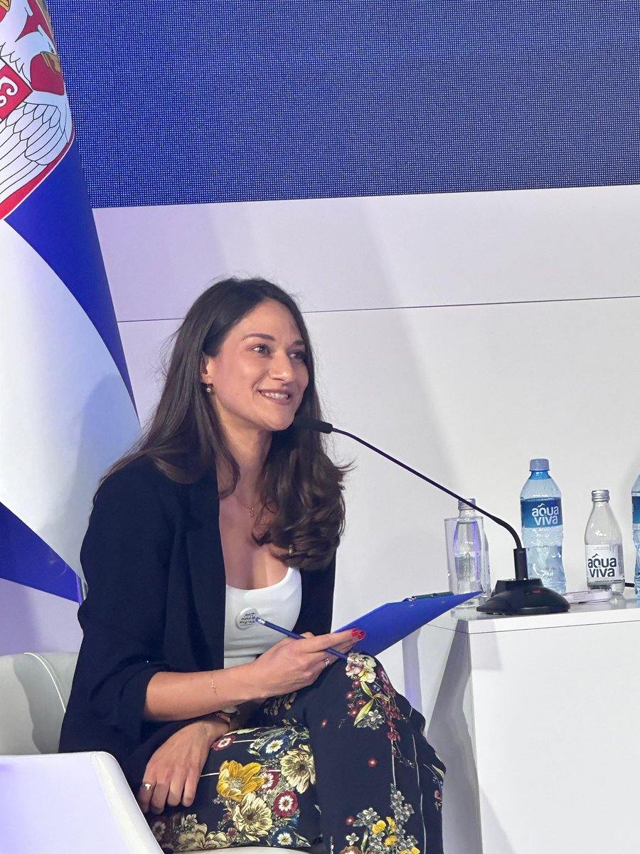 lena miladinovic tweet media