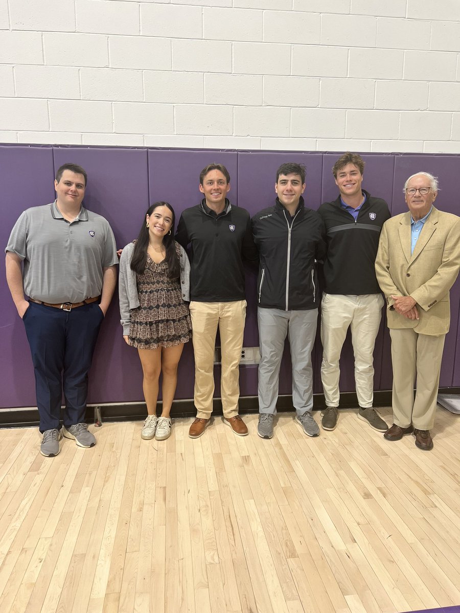 ✝️ Proud of our golf seniors on receiving their varsity letters ⛳️🎓!

#GoCrossGo