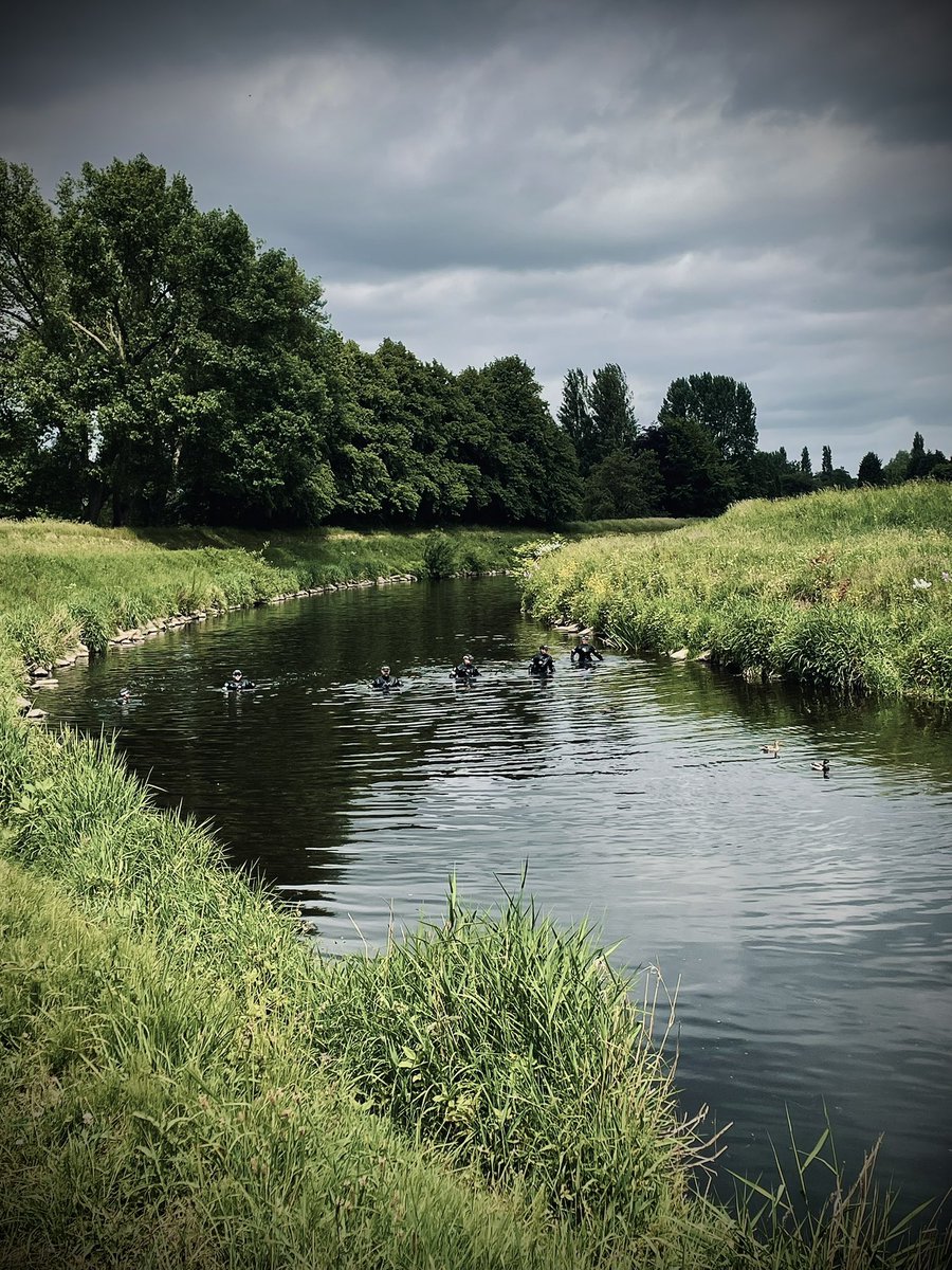 NWPoliceDivers's tweet photo. The team out conducting a wade search today - where conditions allow, it is often a quicker and more practical method for us to clear an area for larger items rather than just one diver at a time. #policedivers #diver #police #joblikenoother https://t.co/6XlOQzVZbf