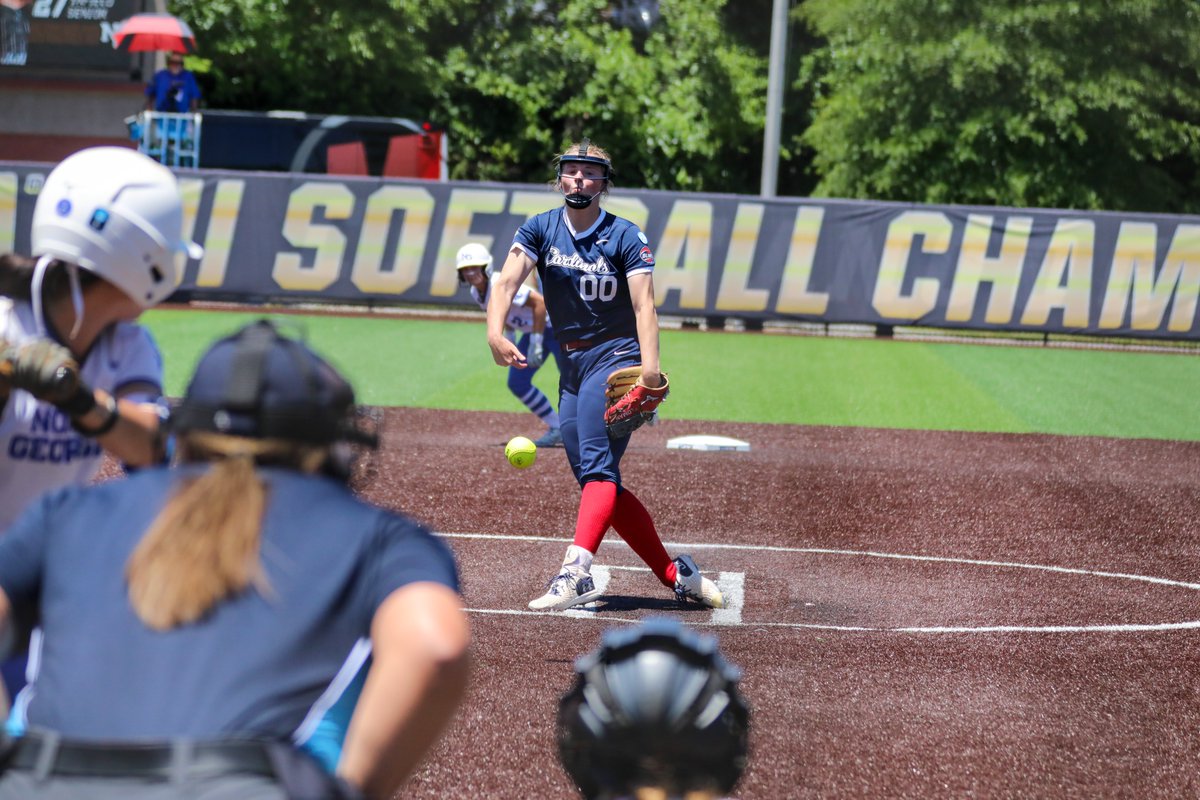 Here are some shots 📸 in Chattanooga <a href="/SVSU_Softball/">Cardinal Softball</a> and North Georgia tied 2⃣-2⃣ through the first three innings of play. #BeaksUp #GoCards