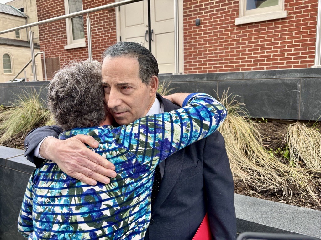 RepRaskin's tweet photo. This murderous antisemitic attack outside the Capital Jewish Museum is intolerable. We stand together as a community to condemn this appalling violence and hate.

May Yaron and Sarah’s memories be a blessing to their families, friends and colleagues forever. https://t.co/mAIC3U5ULM