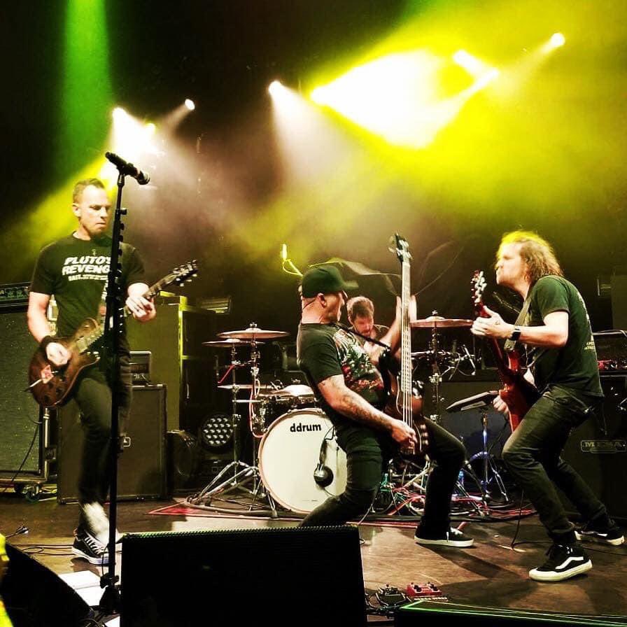 I’ve been working hard lately and wanted to take a pause to remind everyone The End Will Show Us How album by Tremonti is available wherever music is sold or streamed. I’m very proud of it! lnk.to/TREMONTI-TheEn…