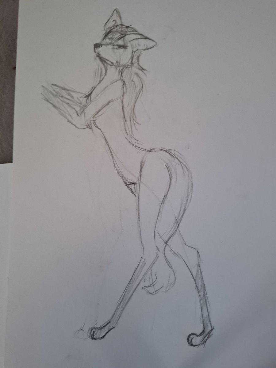 CelestialHowls's tweet image. more shitty oc sketches