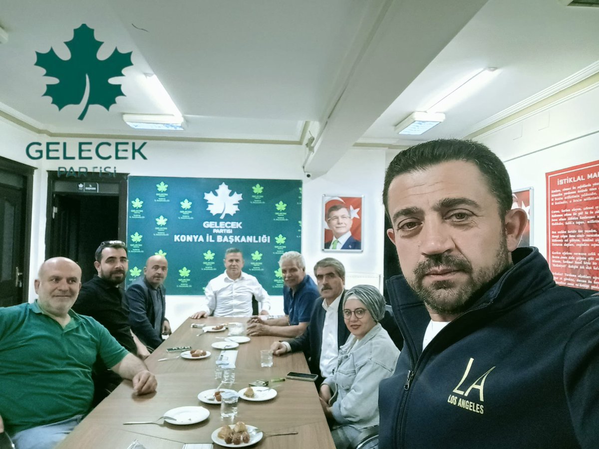 GelecekSelcuklu's tweet photo. İlçe başkanımız Tuncer Yıldırım Başkanlığında yönetim kurulu toplantımızı gerçekleştirdik. 
@ahmetarslan42 
@Ahmet_Davutoglu 
@tunceryildirim1 https://t.co/gYoxabJyAt