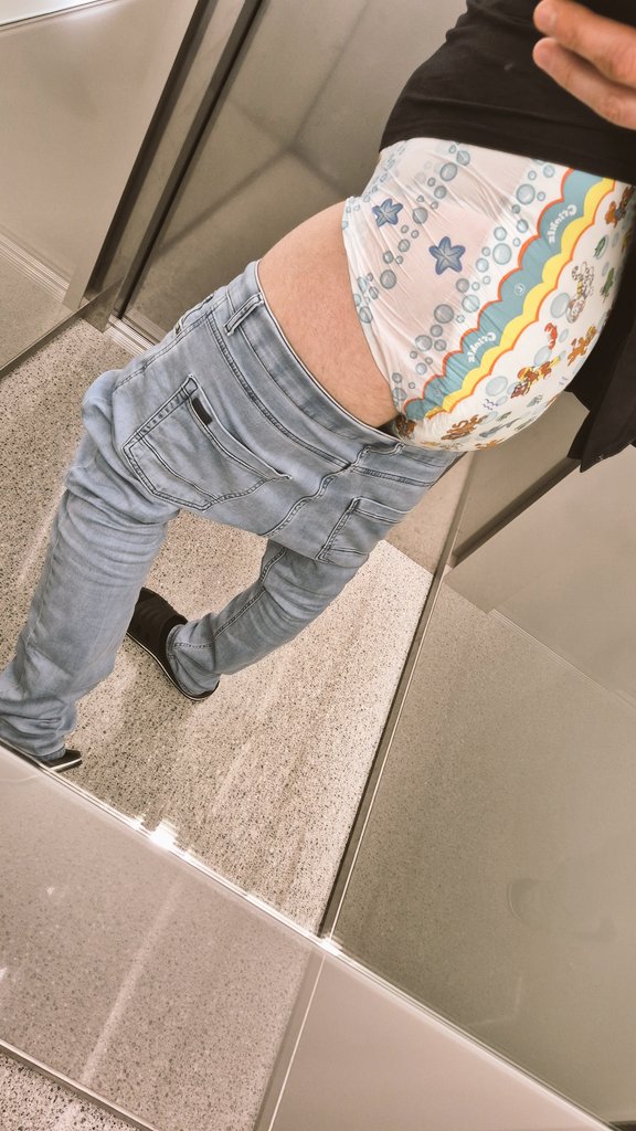 dl_junge's tweet photo. Jetzt schnell aufs Hotelzimmer, ich muss mal Pipi π
#diaperboy #windeljunge #diaperwetting #peeindiaper #betterdry #crinklz #wetdiaper #messydiaper #diapermessing #diapercheck #diaperlover https://t.co/5lChxhaVcG