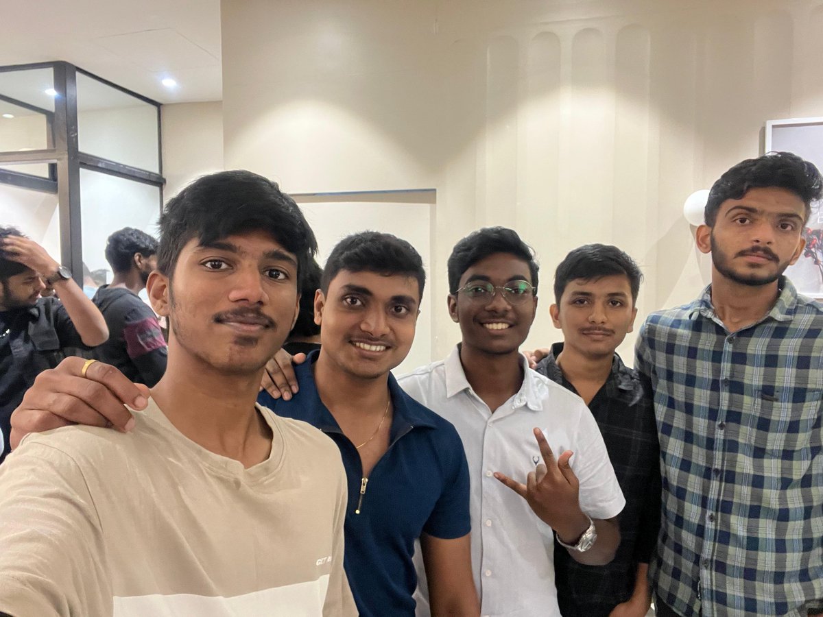 <a href="/Pizza_DAO/">PizzaDAO 🍕🏴‍☠️</a> event was amazing and 
 great meeting <a href="/0xvenkat/">adivenkat.sol</a> and <a href="/0xThiru/">Thiru.eth ✈️ Devconnect 🇦🇷</a> and growing  web 3 chennai community 🔥