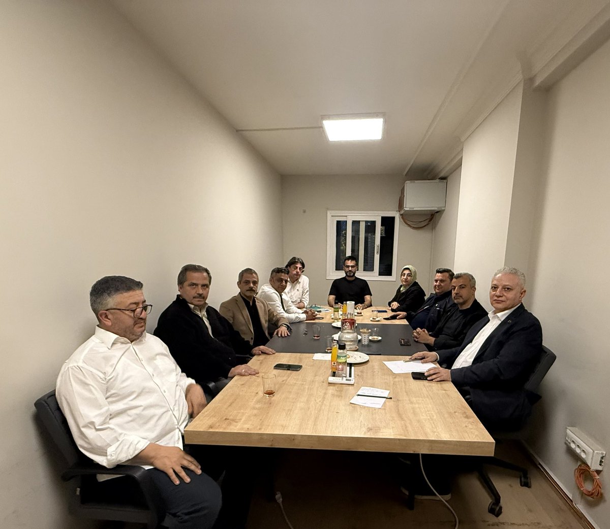 ulkererkan1907's tweet photo. Ensar Vakfı Beyoğlu olağan yönetim  toplantımızı gerçekleştirdik.Toplantımız hayırlara vesile olsun.
 @EnsarVakfi  #EnsarVakfıBeyoğlu https://t.co/9HWFaTmWlU