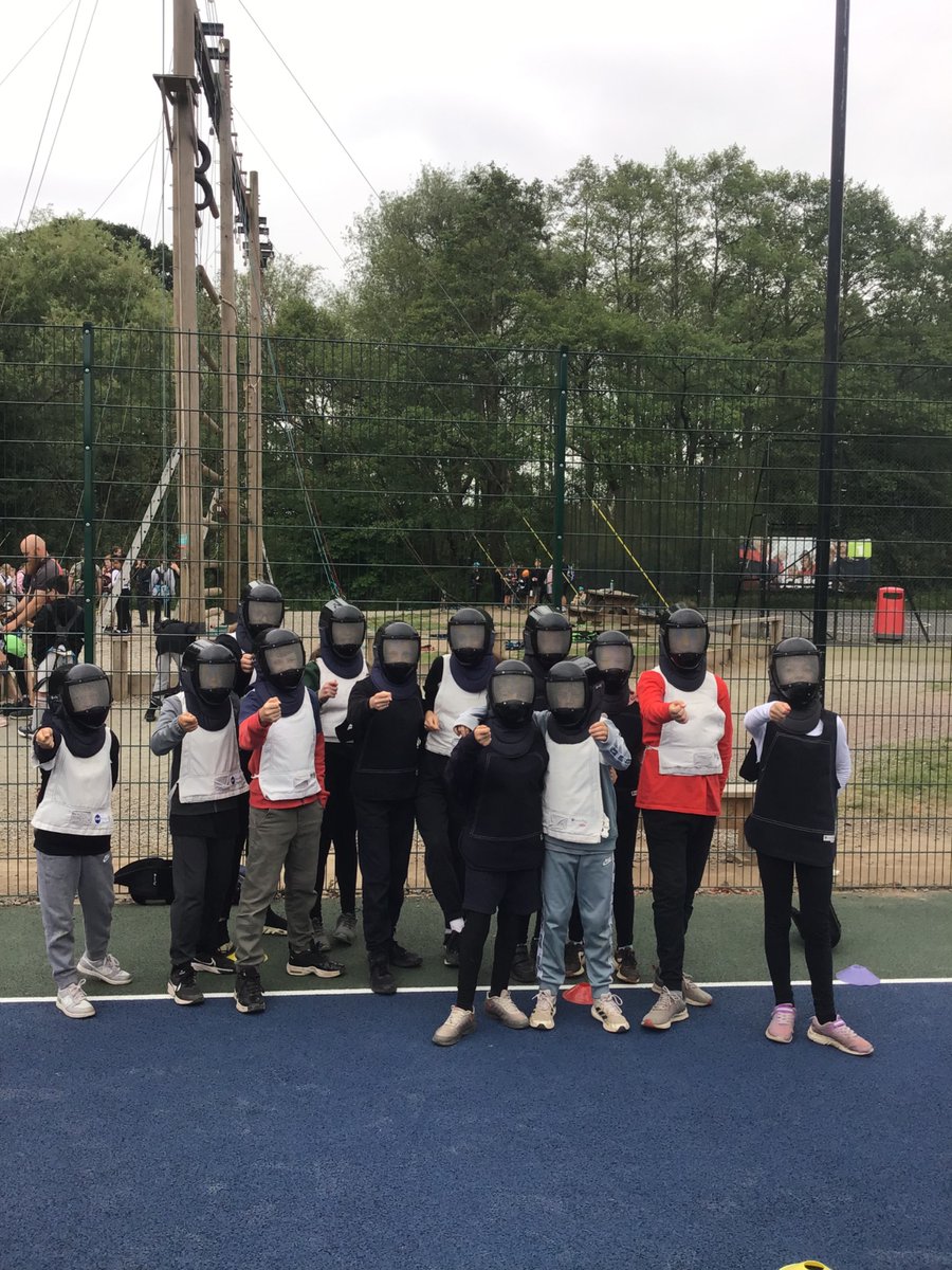 BansteadJunior's tweet photo. Group 5 loved fencing, rock climbing and abseiling as part of their final day of activities! https://t.co/JOfWwzdgdc
