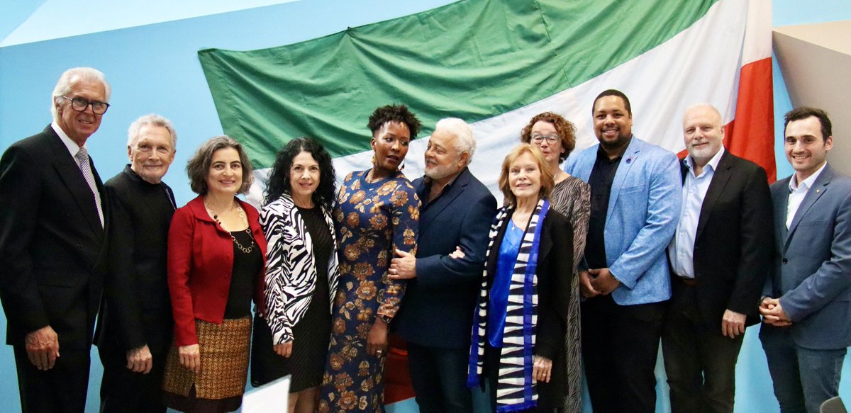 Nadia El-Mabrouk
Rassemblement Pour Un Pays Souverain pour la soirée  du Gala des patriotes, récipiendaires de prix Nabila Ben Youssef, Jacques Michel, Manuel Tadros, Louise Chabot. La photo Benoît Roy président du RPS, Lisette Lapointe, Jean-François Lisée et Stephan Fogaing.