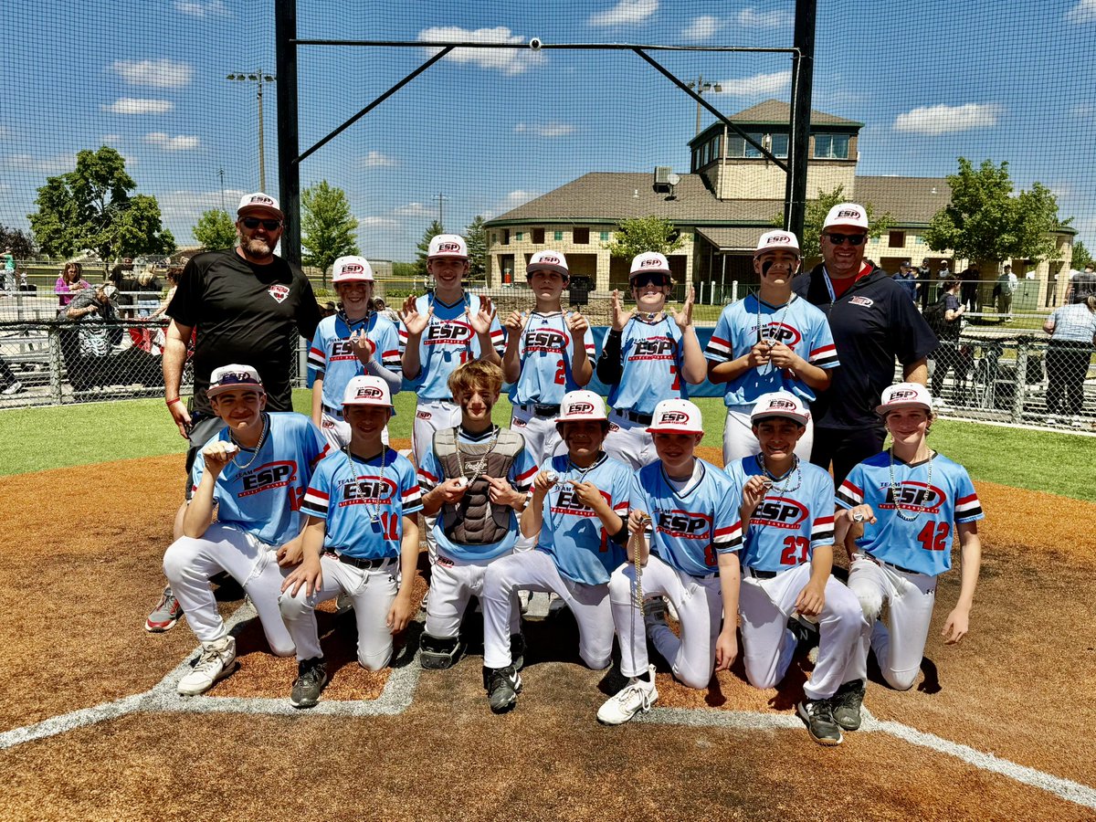 TaddGibby24's tweet photo. Congrats 2 Ryan Cain, the Assistant Coaches &amp; Players on the ESP 13u Red 2030 squad winning the @PrimetimeIL Silver Spring Championships at Inwood! Nice job boys keep grinding! #ESPTrained #ESPFamily #ChampionshipsAreFun #HardWorkPaysOff #1%BetterEveryDay https://t.co/2U4DtRXH6P