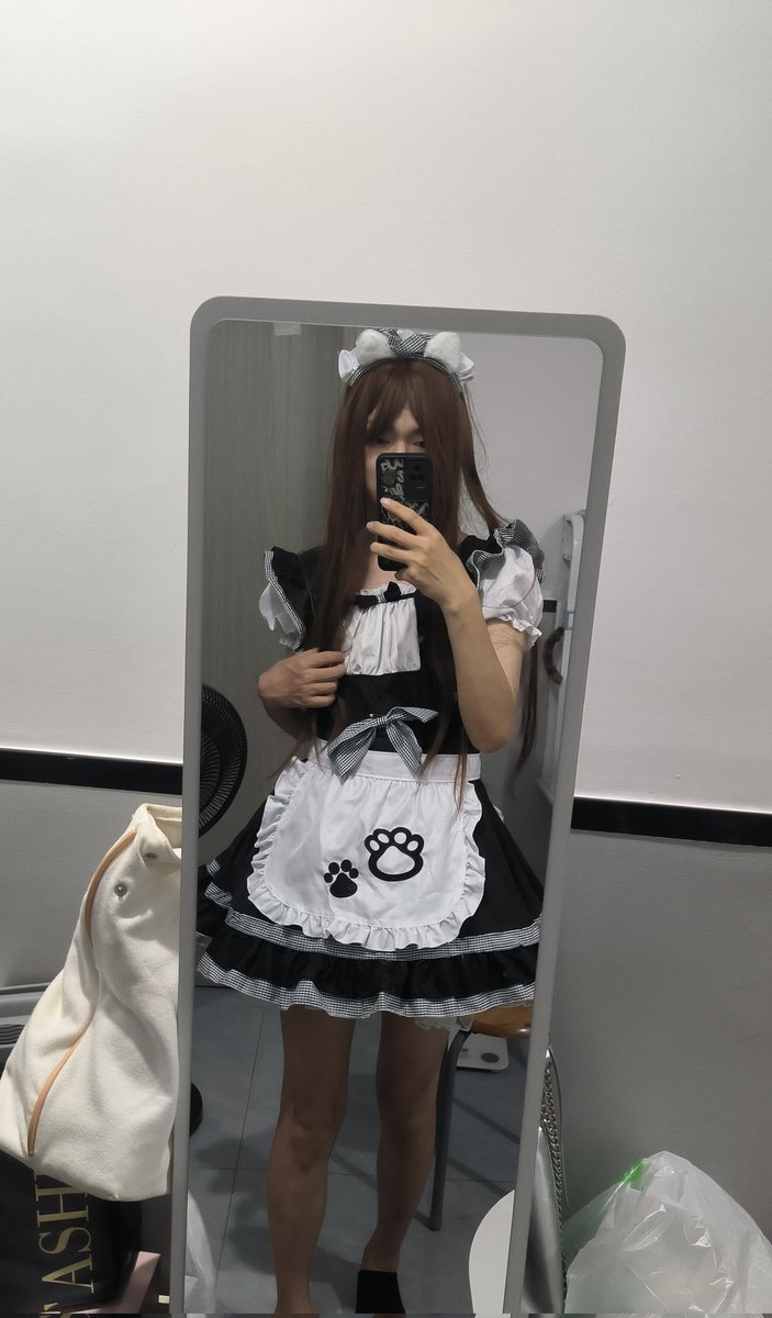 读研真性压抑，，    #广州男娘