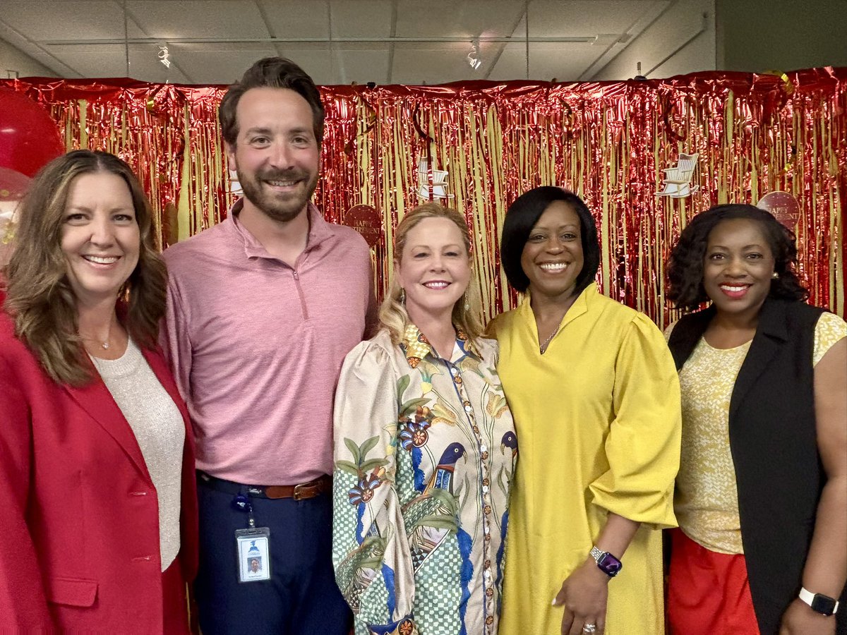 Some fun <a href="/kckschools/">Kansas City, Kansas Public Schools</a> end of the year photos! Way to go <a href="/KckLindbergh/">Lindbergh Elementary KCK</a> for their reduction of Chronic Absenteeism! <a href="/DouglassElem/">Douglass Elementary</a> IC &amp; Counselor ROCK! And a special shoutout to <a href="/KristenScottISU/">Kristen Scott</a> the GOAT who is retiring! <a href="/AhuskerAmy/">Amy Washington Ed.D.</a> <a href="/LBilboErvin/">Dr. LaShonda Bilbo-Ervin</a> <a href="/JudithC1908/">Judith Campbell, Ph.D.</a>