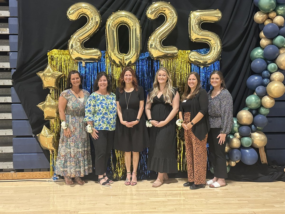 Stephanie Bush tweet media