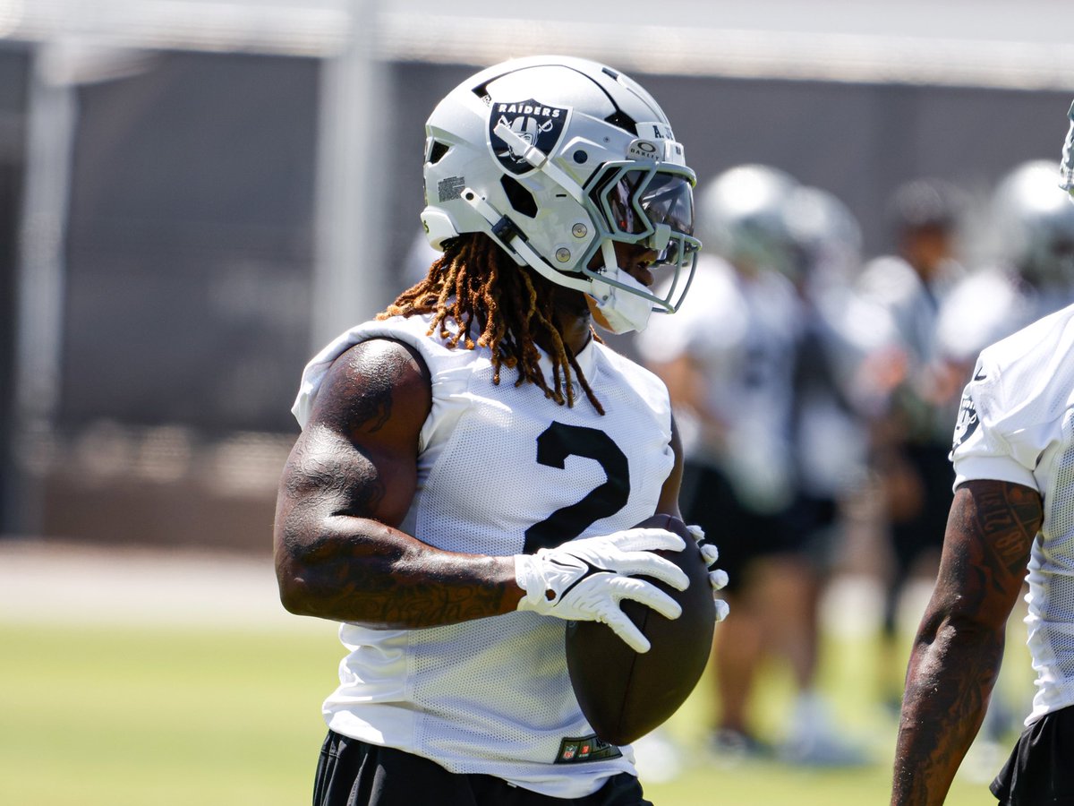 GlobalPhotopro's tweet image. Las Vegas Raider Ashton Jeanty on the OTA in Las Vegas #raiders #raidernation #lasvegas #lasvegasraiders