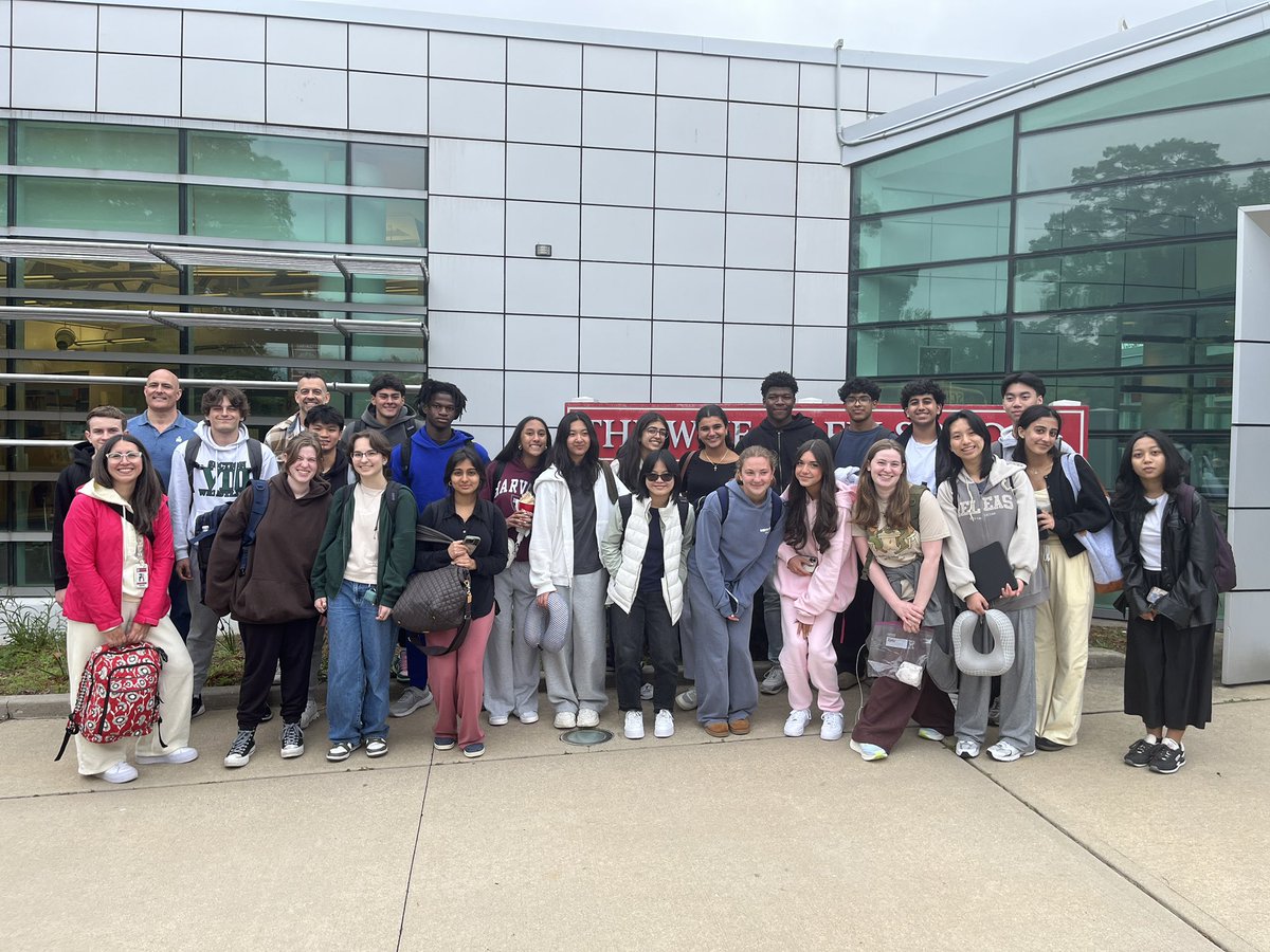 And they’re off! Wheatley Abroad 2025! This week our students will be exploring France and Peru as a linguistic and cultural immersion experience! 🇵🇪🇫🇷 #ewlearns #ewlinguists <a href="/WheatleySchool/">The Wheatley School</a> <a href="/EastWillistonSD/">East Williston UFSD</a>