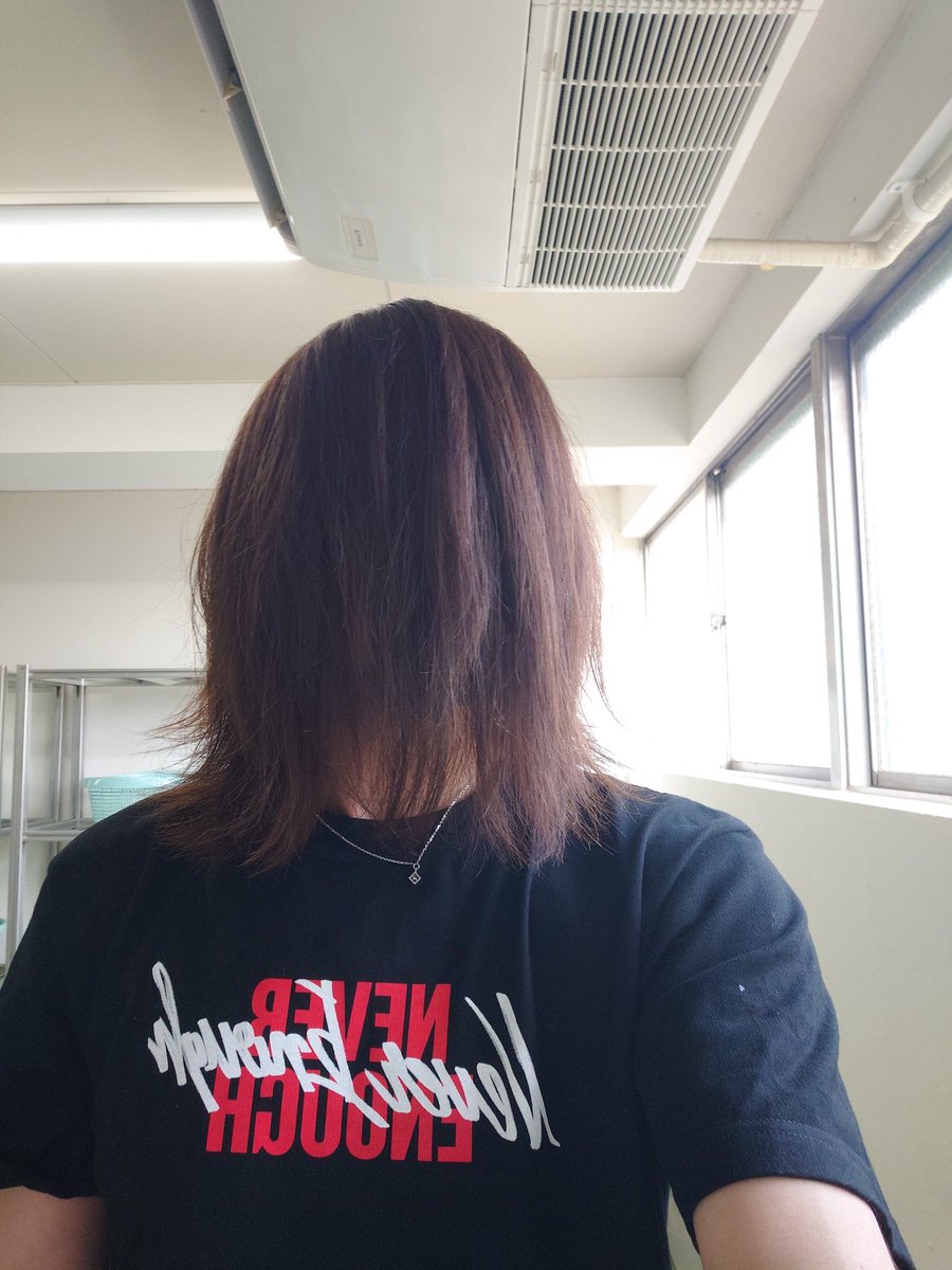 gorisaaan1's tweet photo. さぁどのくらい切ろうかねwwwwww
長すぎwwwwww https://t.co/0EhNHHGe7W