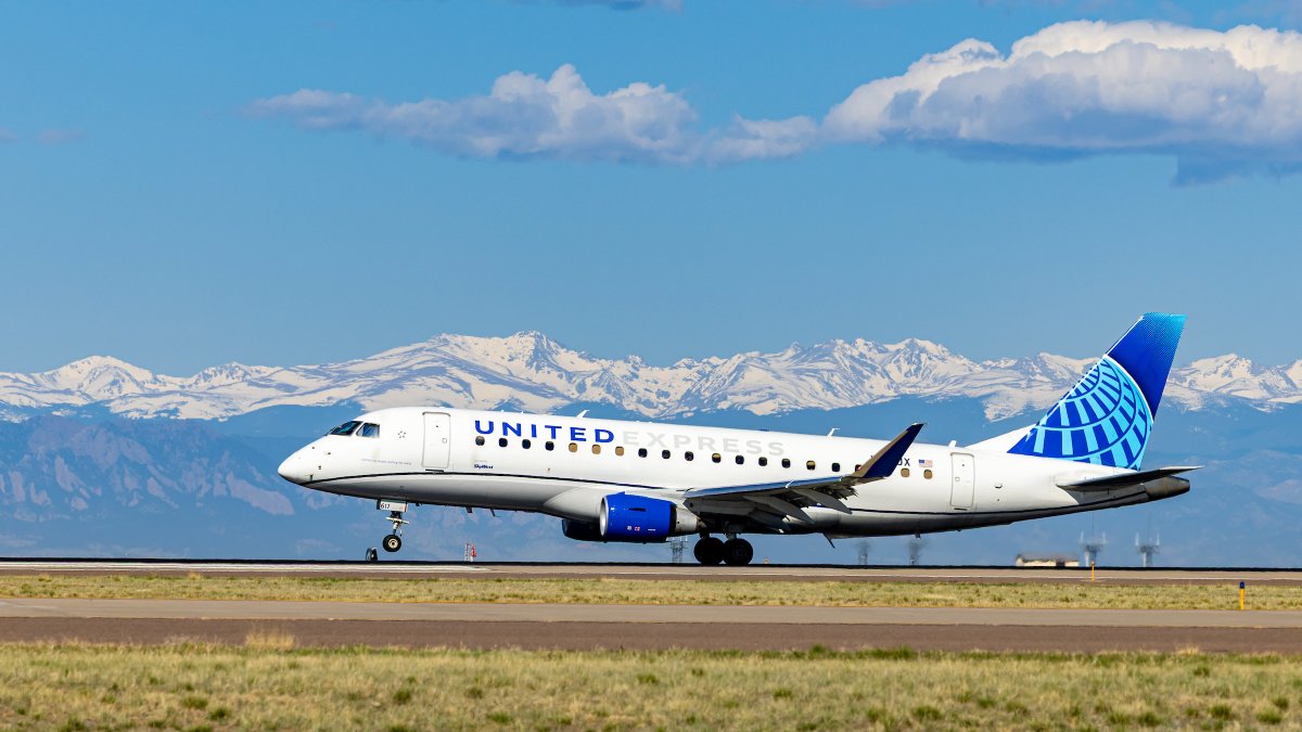 DENAirport's tweet image. California, here we come. 🌴☀️ We're dropping a SECOND brand-new Golden State destination - Redding, CA! 

Daily, year-round service starts today with @united.

And we’re not stopping there: United also kicks off service to Buffalo, NY today. #FlyDEN