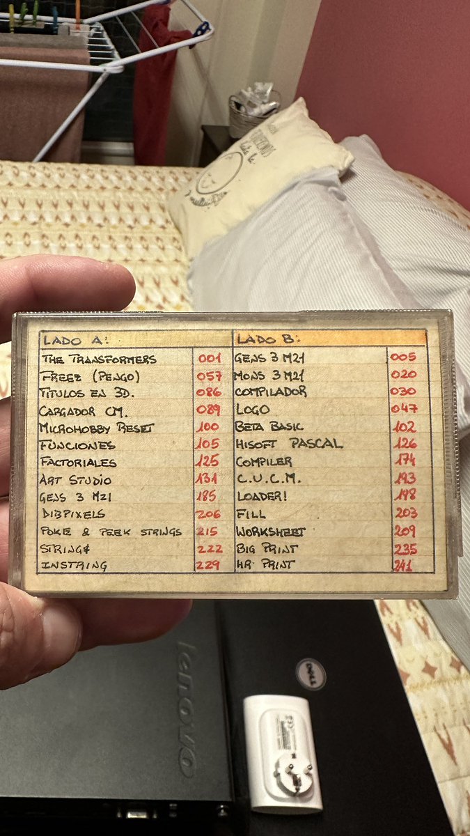Las cosas que uno encuentra mudandose… un cassette con juegos de ZX Spectrum
