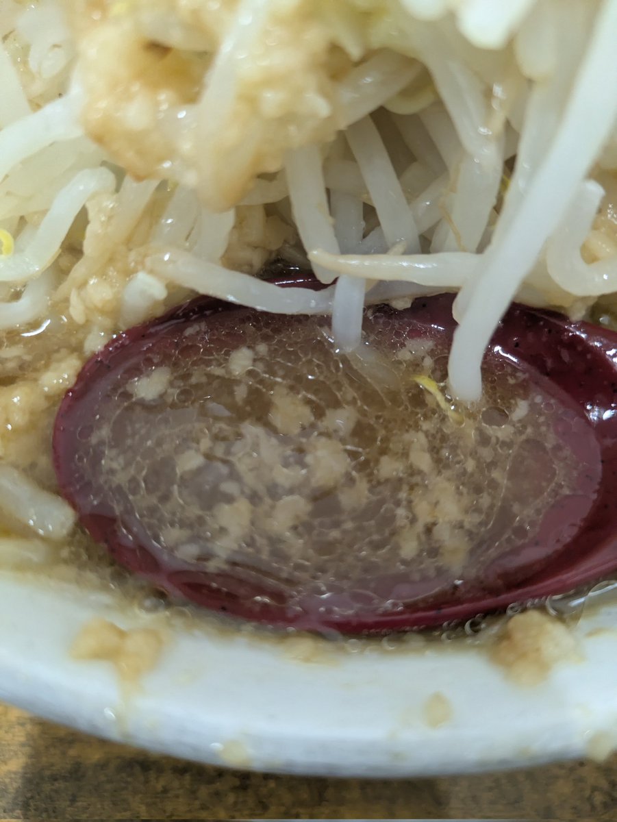 jgsynw's tweet photo. 中ラーメンの野菜増しを注文！ https://t.co/e1taRSclpH