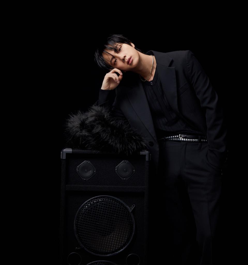 US/PR ARMY 📢

Our buying party for #Jin_Echo &amp; #DontSayYouLoveMe officially begins NOW‼️

Buy a digital copy (or physical copy at the store) of Echo + all 8 vers of DSYLM &amp; drop your buying screenshots 👇!

Tag your US/PR moots &amp; ask them to do the same!

BUY ECHO AND DSYLM NOW