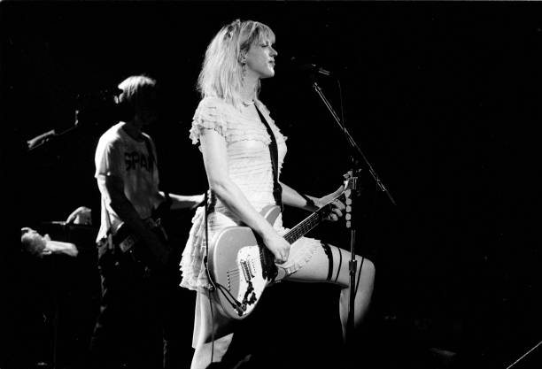 Hole (Photo by Jim Steinfeldt/Michael Ochs Archives/Getty Images)