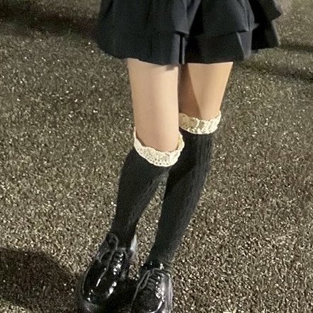 nice2clothes's tweet photo. ส่งต่อ | รองเท้าบูท หนังเงา เสริมส้น สีดำ 
เคยใส่ไปคอนครั้งเดียวค่ะ ⛸️

size 37 ( 23 - 23.5 cm. ) 

‧˳ 𐙚 139.- รวมส่ง

#ส่งต่อรองเท้า #ส่งต่อรองเท้ามือสอง #รองเท้า #รองเท้ามือสอง #ส่งต่อเสื้อผ้ามือสอง #ส่งต่อเสื้อผ้ามือ2 #ส่งต่อเสื้อผ้า #โล๊ะตู้ #โล๊ะตู้มือสอง  #รองเท้าบู๊ท https://t.co/BnN0DEUHj3