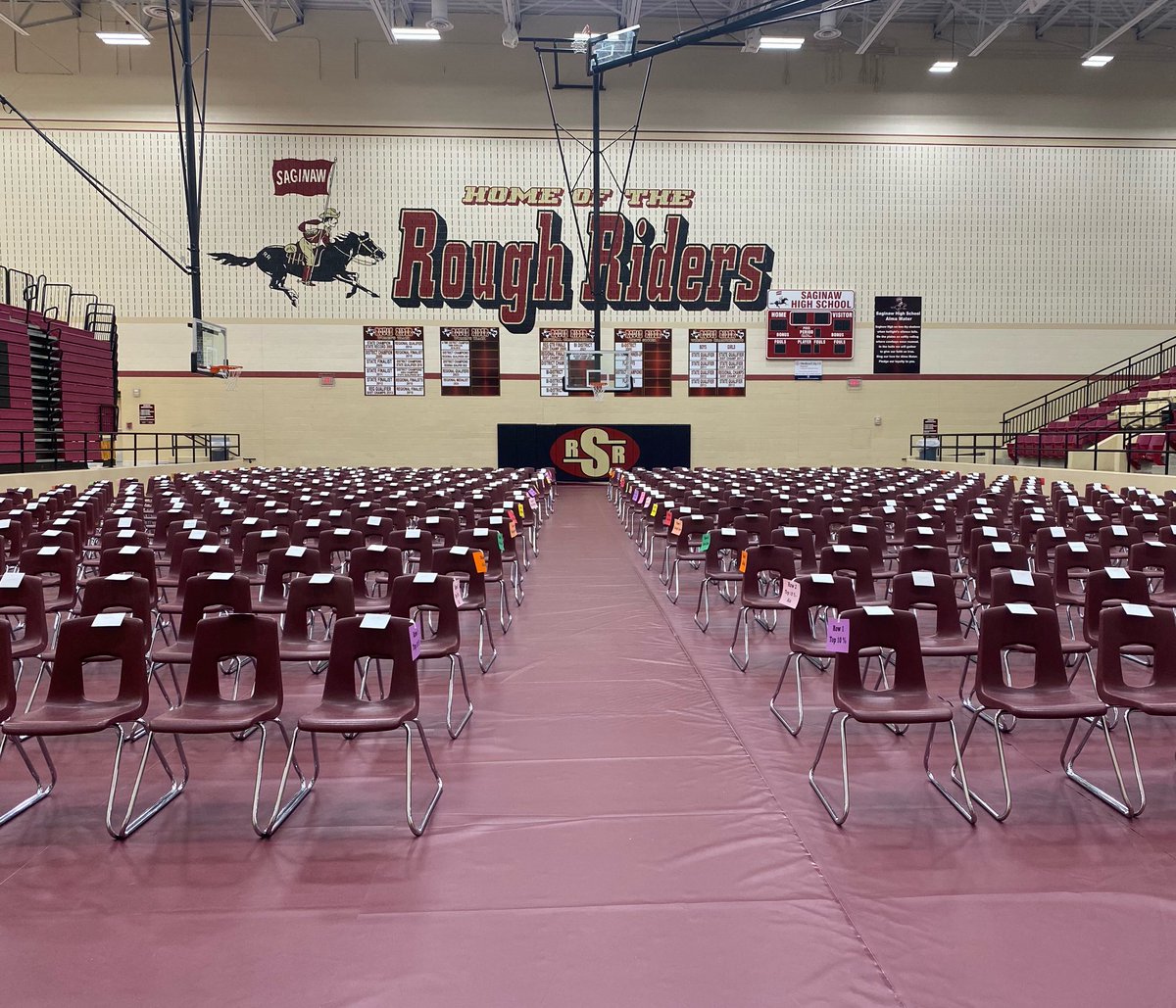 We are ready for you Class of 2025 ❤️💛