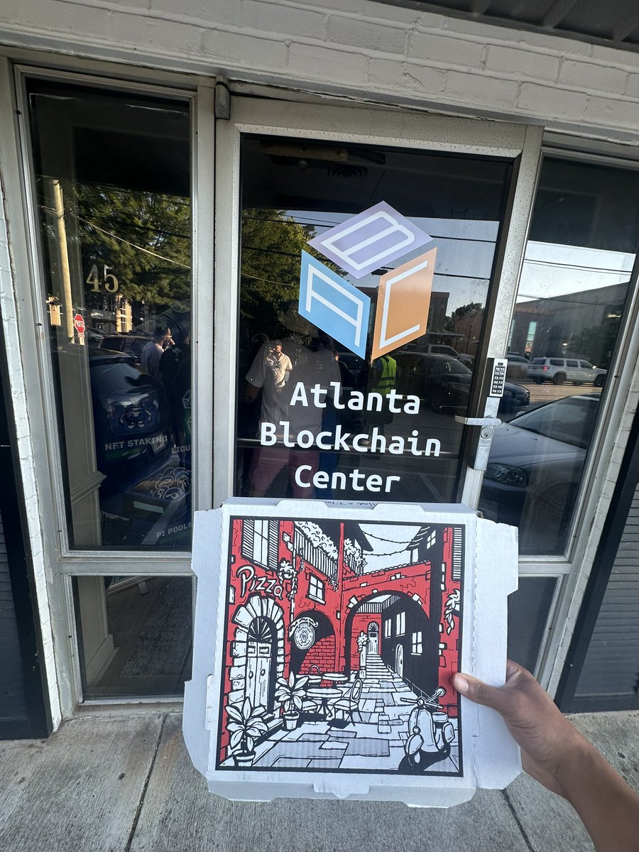 Gotta celebrate pizza day with <a href="/SuiFamOfficial/">Sui Community Official 🦭/acc</a> in ATL