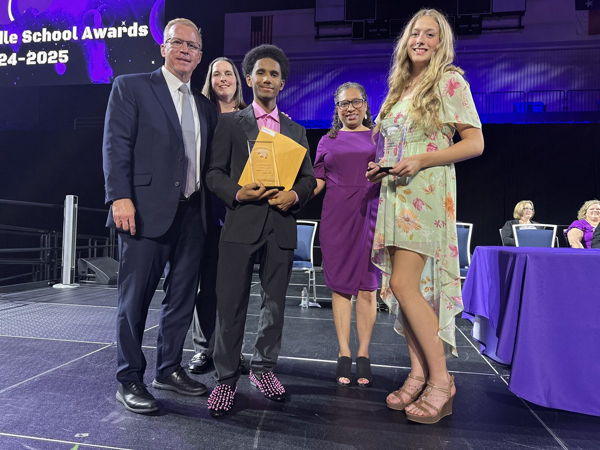 Alyssa DuPree (@thetechietexan) on Twitter photo This year’s ROAR awards go to Audrey & Daniel (6th), Stella & Bruno (7th), and Abigail & Giovanni (8th). Congratulations <a href="/AragonWildcats/">Aragon Middle School</a>! Thank you for showing what it means to Lead the Wildcat Way. 💜🐾 This year’s ROAR awards go to Audrey & Daniel (6th), Stella & Bruno (7th), and Abigail & Giovanni (8th). Congratulations <a href="/AragonWildcats/">Aragon Middle School</a>! Thank you for showing what it means to Lead the Wildcat Way. 💜🐾