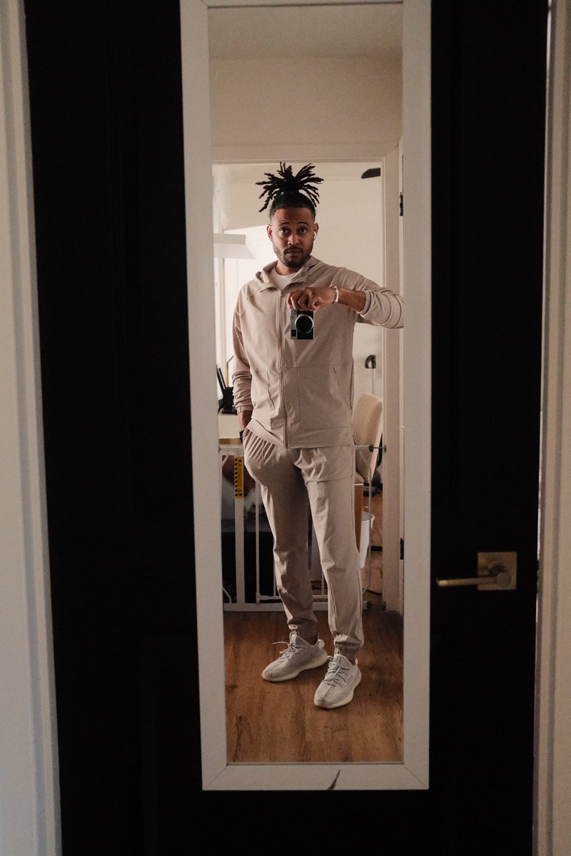 I suck at taking mirror pics lol