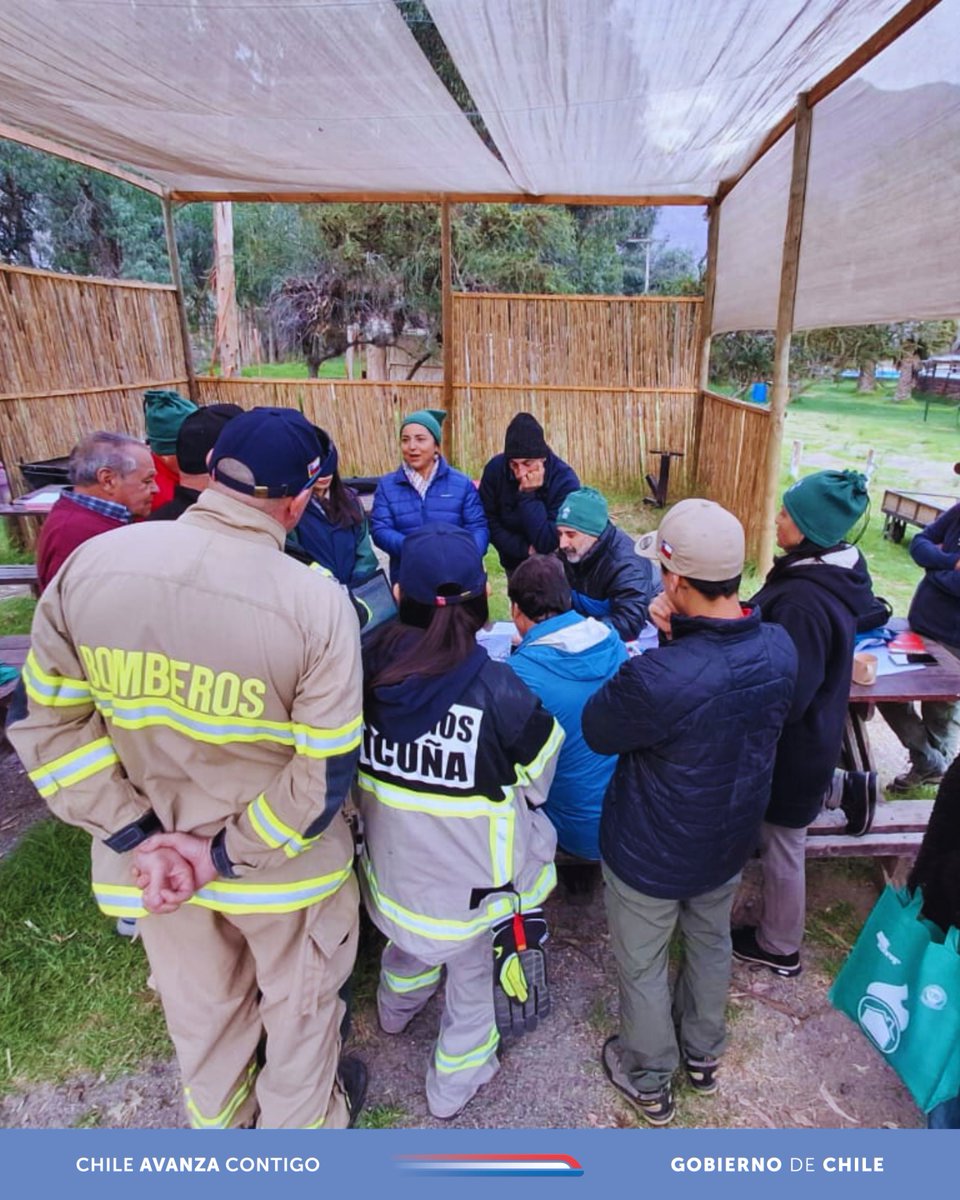CONAF - Corporación Nacional Forestal (@conaf_minagri) on Twitter photo 📍#COQUIMBO | 𝗟𝗮 𝗰𝗼𝗺𝘂𝗻𝗮 𝗱𝗲 𝗩𝗶𝗰𝘂𝗻̃𝗮 𝘆𝗮 𝗰𝘂𝗲𝗻𝘁𝗮 𝗰𝗼𝗻 𝗱𝗼𝘀 𝗖𝗼𝗺𝘂𝗻𝗶𝗱𝗮𝗱𝗲𝘀 𝗣𝗿𝗲𝗽𝗮𝗿𝗮𝗱𝗮𝘀 𝗙𝗿𝗲𝗻𝘁𝗲 𝗮 𝗹𝗼𝘀 𝗜𝗻𝗰𝗲𝗻𝗱𝗶𝗼𝘀 𝗙𝗼𝗿𝗲𝘀𝘁𝗮𝗹𝗲𝘀👏
Y es que hace unos días el equipo de <a href="/conaf_coquimbo/">CONAF Coquimbo</a> realizó un taller con vecinos y 📍#COQUIMBO | 𝗟𝗮 𝗰𝗼𝗺𝘂𝗻𝗮 𝗱𝗲 𝗩𝗶𝗰𝘂𝗻̃𝗮 𝘆𝗮 𝗰𝘂𝗲𝗻𝘁𝗮 𝗰𝗼𝗻 𝗱𝗼𝘀 𝗖𝗼𝗺𝘂𝗻𝗶𝗱𝗮𝗱𝗲𝘀 𝗣𝗿𝗲𝗽𝗮𝗿𝗮𝗱𝗮𝘀 𝗙𝗿𝗲𝗻𝘁𝗲 𝗮 𝗹𝗼𝘀 𝗜𝗻𝗰𝗲𝗻𝗱𝗶𝗼𝘀 𝗙𝗼𝗿𝗲𝘀𝘁𝗮𝗹𝗲𝘀👏
Y es que hace unos días el equipo de <a href="/conaf_coquimbo/">CONAF Coquimbo</a> realizó un taller con vecinos y