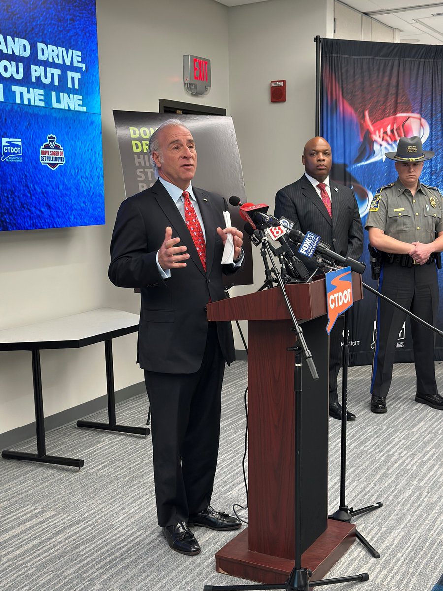 CTDMV's tweet image. "It's up to parents, guardians and all of us to make a difference here. That's the message we want to send today and every day."
-- #CTDMV Commissioner Tony Guerrera on the need for community support to keep teen drivers safe.
📽️ : youtu.be/vQ5hSxaF3cE
#100DeadliestDays