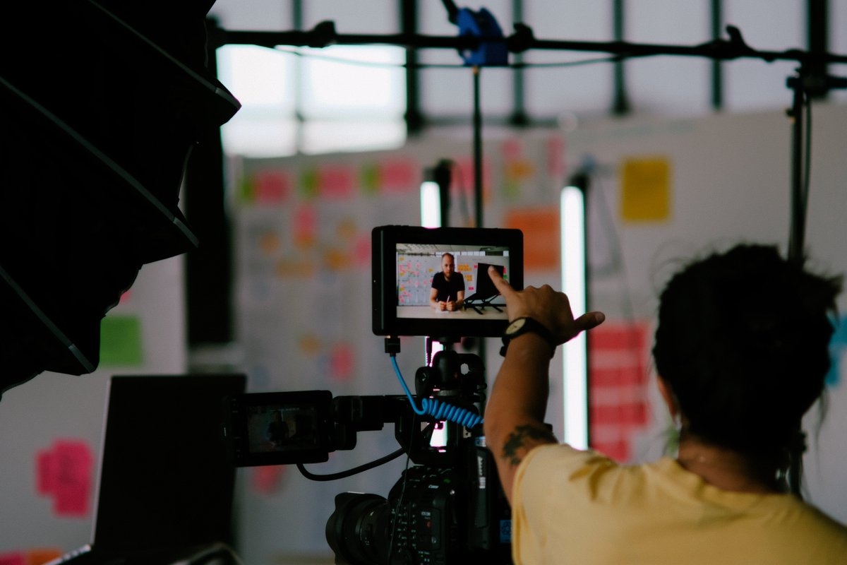 CivillaDetroit's tweet image. Our Civilla home at @techtowndetroit puts us right in the heart of Detroit's innovation community! 💡 Being surrounded by fellow problem-solvers in this historic space energizes our work designing better public services. This city's creativity is our constant inspiration.