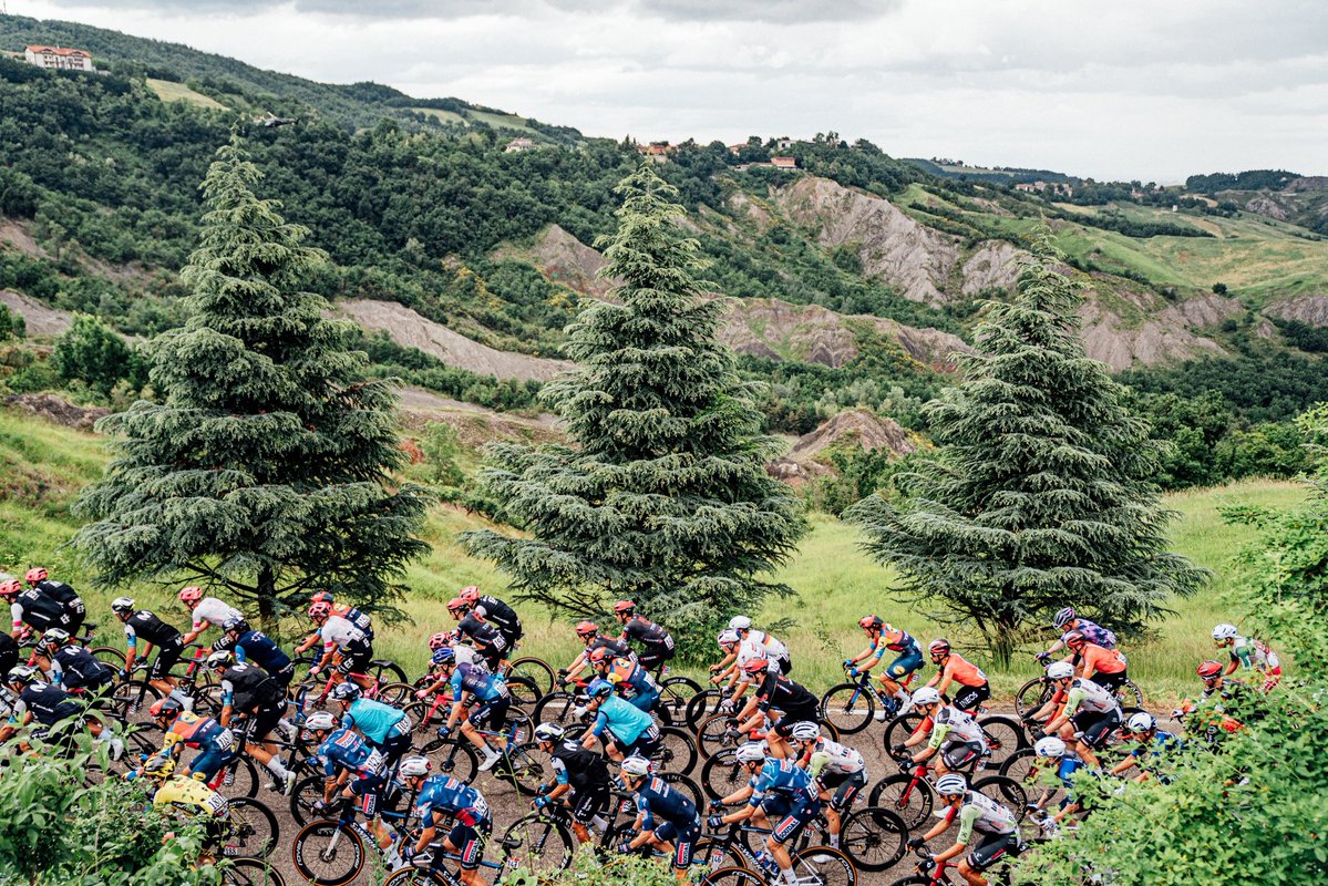Giro d'Italia (@giroditalia) on Twitter photo The sun goes down, but the Giro dream keeps shining. See you tomorrow 🩷
Il sole cala, ma il sogno del Giro non si spegne. A domani 🩷
📸 <a href="/ZWPhotography99/">Zac Williams</a>
#GirodItalia #Buonanotte | <a href="/Italia/">Italia.it</a> <a href="/ENIT_italia/">ENIT S.p.A. 🇮🇹</a> The sun goes down, but the Giro dream keeps shining. See you tomorrow 🩷
Il sole cala, ma il sogno del Giro non si spegne. A domani 🩷
📸 <a href="/ZWPhotography99/">Zac Williams</a>
#GirodItalia #Buonanotte | <a href="/Italia/">Italia.it</a> <a href="/ENIT_italia/">ENIT S.p.A. 🇮🇹</a>