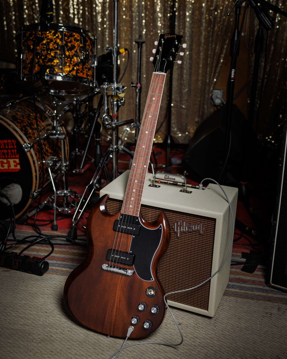 The SG Exclusive Showdown! Which guitar has your heart? Tell us your favorite in the comments.

🔥 SG Junior in Dark Walnut
🔥 SG Junior in Vintage Cherry
🔥 SG Special in Dark Walnut

 Click the link to get all the specs and see what’s new. 🔗 ow.ly/KT7t50VKUUY