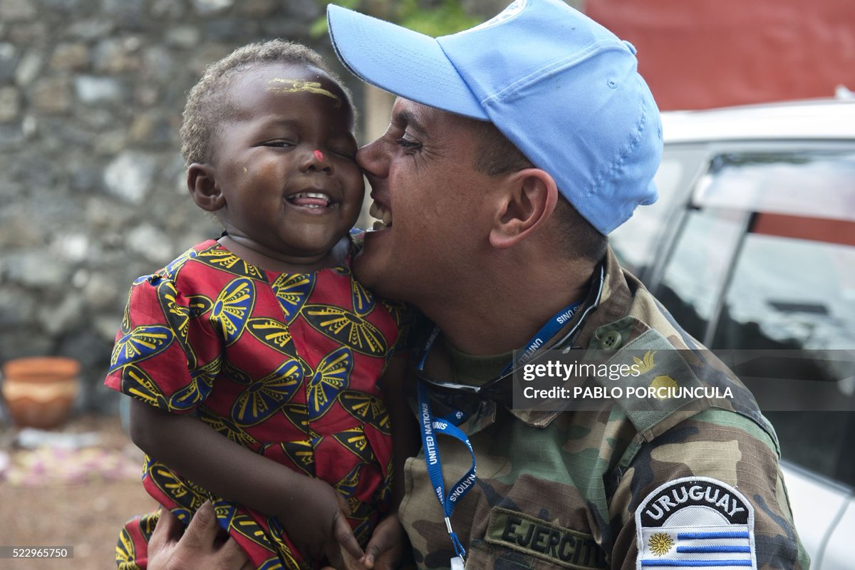 🇺🇾🇨🇩 [EN]
Ambassador Gustavo Álvarez had a productive meeting with H.E. Mr. Joska Kabongo Ngoy, Ambassador of the Democratic Republic of the Congo to Canada. They discussed Uruguay’s commitment to MONUSCO 🇺🇳, with over 900 Uruguayan peacekeepers in the DRC, and Uruguay’s