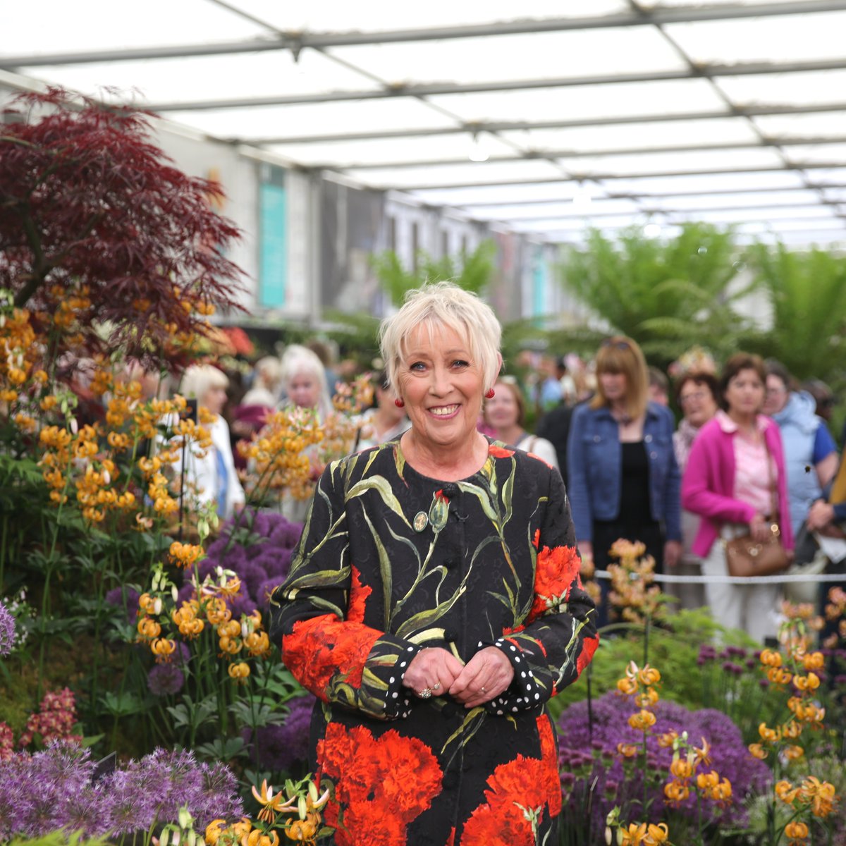 This week, <a href="/CarolKlein/">Carol Klein</a> has been in the Pavilion sharing the latest tips, tricks and plants to elevate your garden this summer!
She'll be joining us for our final #ChelseaGardenClinic today on <a href="/BBCOne/">BBC One</a>. Join us at 2pm 🌸
