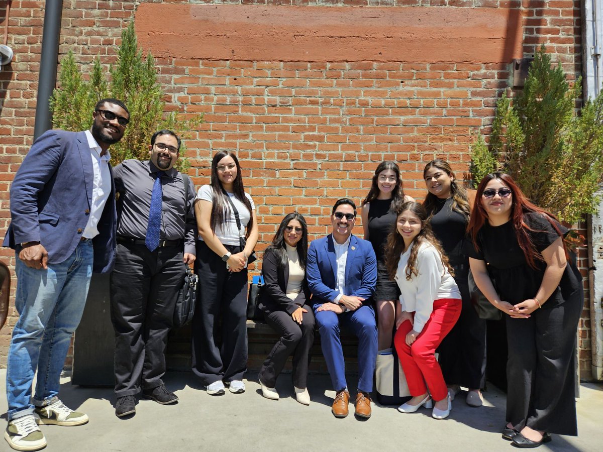Big shoutout to our team who led uAspire’s first CA Advocacy Day in Sacramento! They met with 11 legislative offices &amp; testified at a budget hearing to advance:

✅ Basic needs expansion
✅ Standardized aid offers
✅ Support for mixed-status students

#uAspire #HigherEd #CAleg