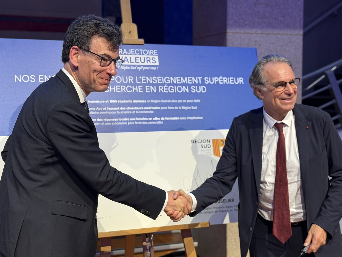 Philippe Baptiste (@phbaptiste) on Twitter photo Notre enseignement supérieur, notre recherche comme notre innovation ont besoin de nos territoires et de leurs atouts pour se développer.
C’est en ce sens que je lance aujourd’hui à Marseille l’instance régionale de concertation ESRI aux côtés de <a href="/RenaudMuselier/">Renaud Muselier</a>, nouveau modèle Notre enseignement supérieur, notre recherche comme notre innovation ont besoin de nos territoires et de leurs atouts pour se développer.
C’est en ce sens que je lance aujourd’hui à Marseille l’instance régionale de concertation ESRI aux côtés de <a href="/RenaudMuselier/">Renaud Muselier</a>, nouveau modèle