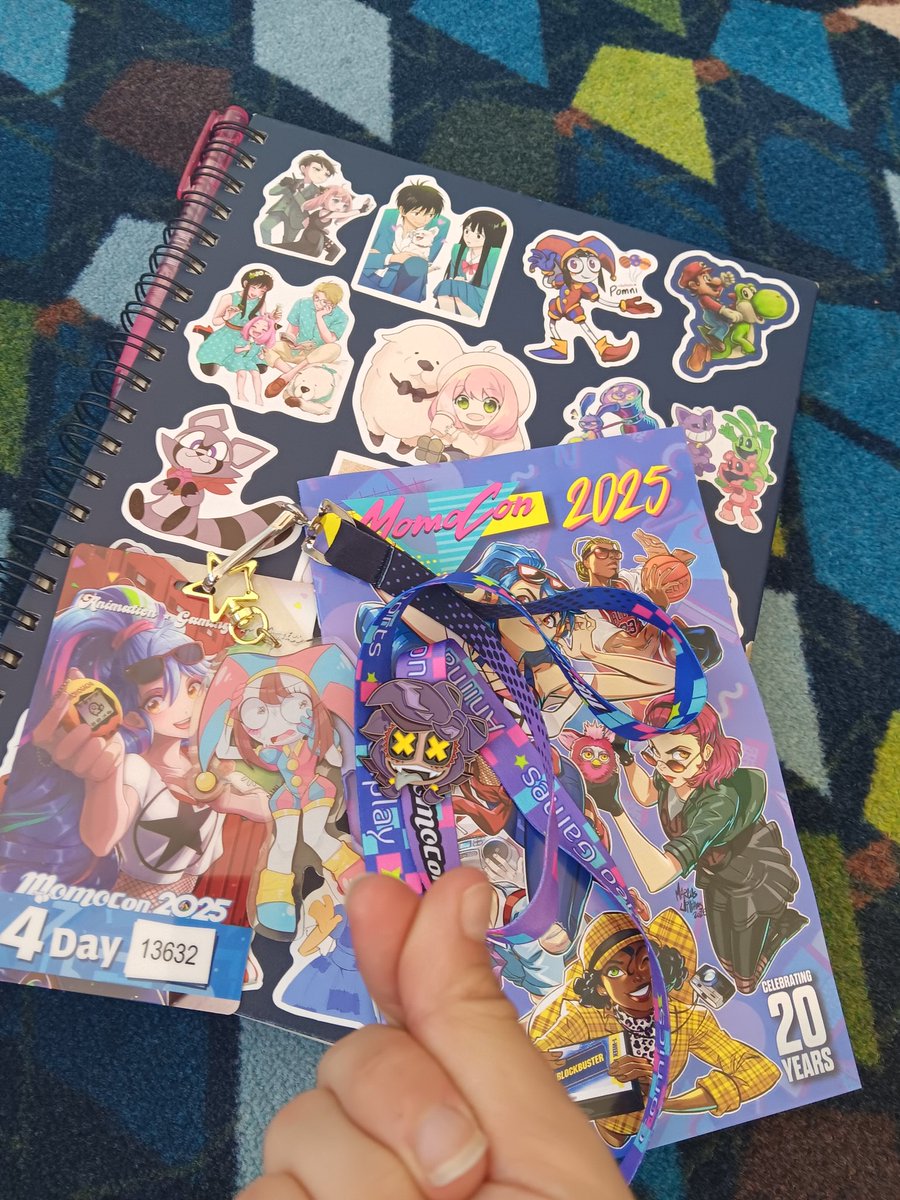 Destination: arrived :) Spot me while you can before cosplay drop tomorrow 😉 
#MomoCon2025
